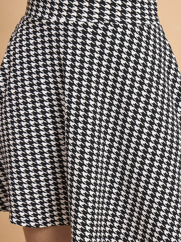 Women Flared Cotton Blend Houndstooth Print Mini Skirt-3595